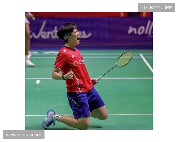 何冰娇赛场像打仗，私下随手一拍就是名牌杂志